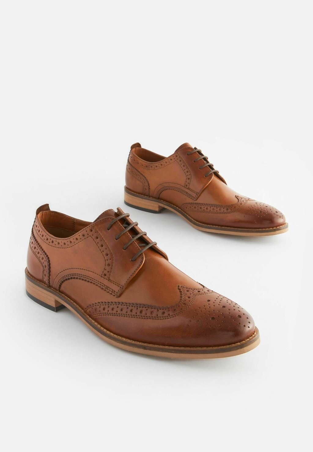Деловые туфли на шнуровке CONTRAST BROGUE Next, цвет tan brown — фото 2