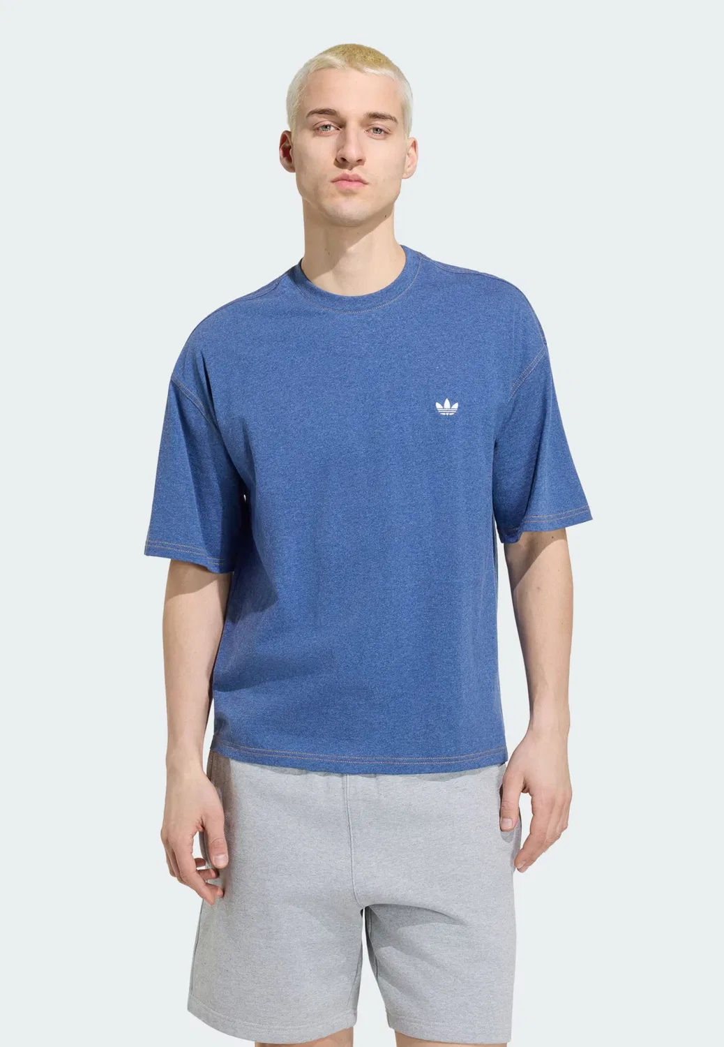 Футболка Adidas Originals Trefoil Essentials в сине-белом цвете — фото 2