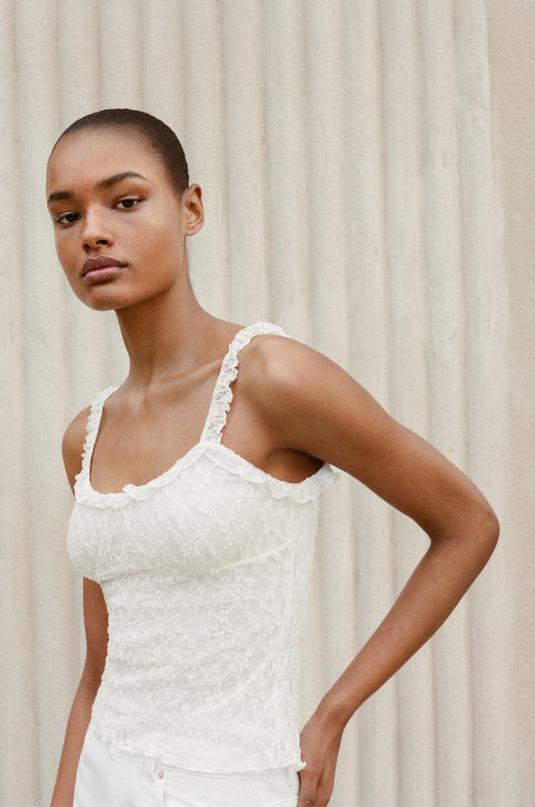 

Кружевной топ с бретельками Pull And Bear, белый