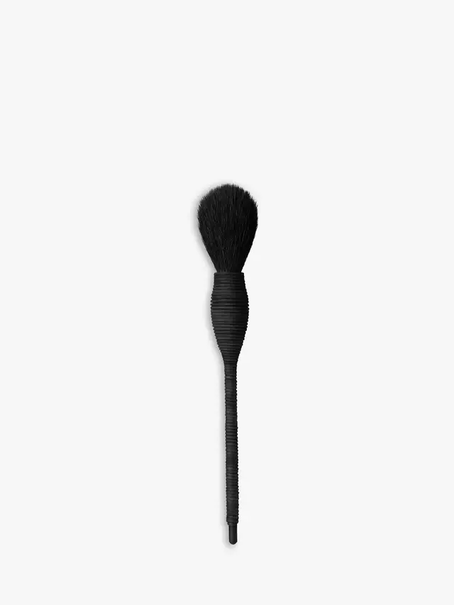 Кисть Ятие Кабуки NARS