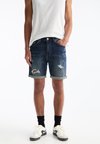 

Джинсовые шорты RIPPED BERMUDA Pull&Bear, темно-синий