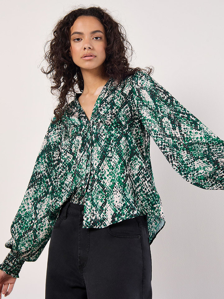 

Apricot Блузка зелено-белого цвета