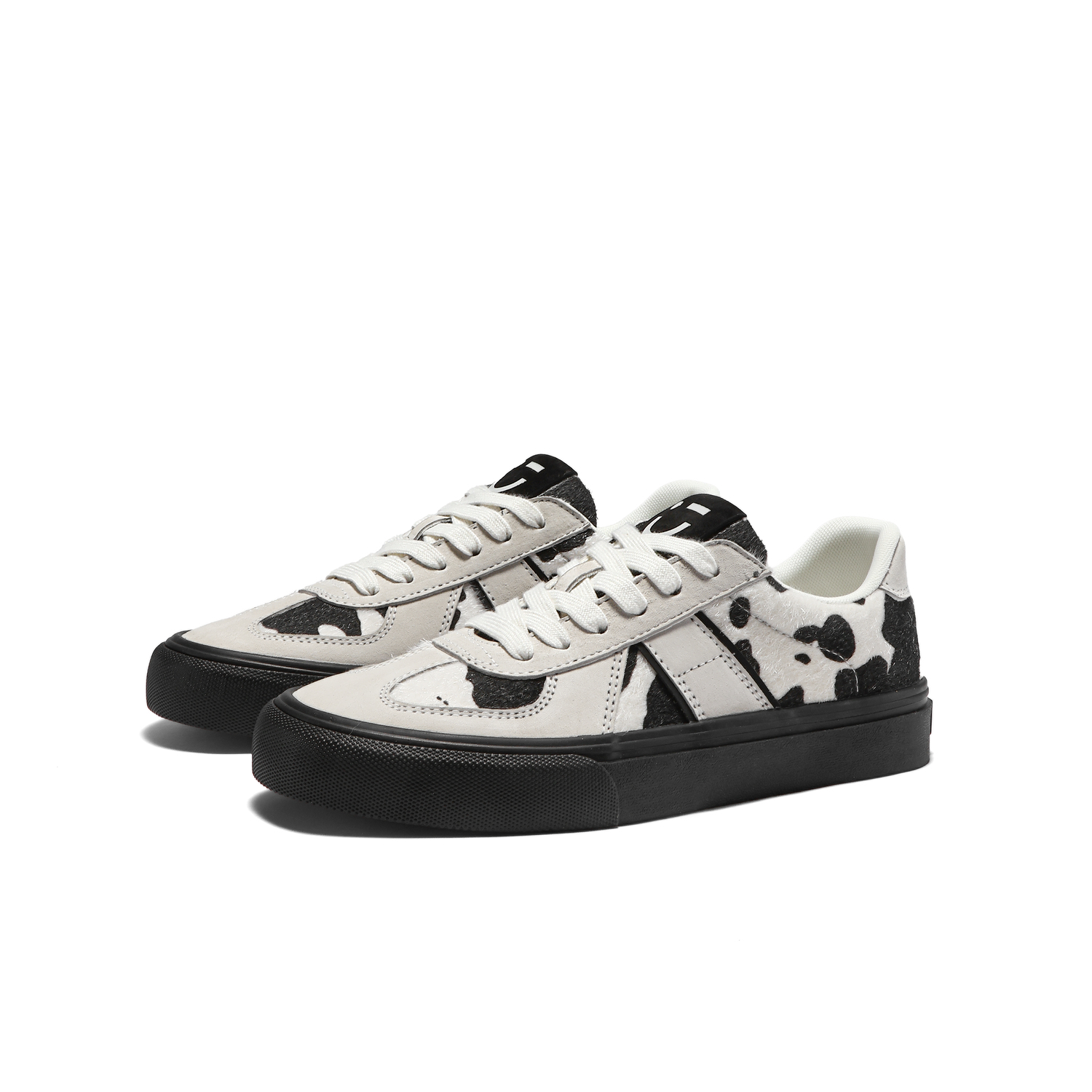 

MINISO Кроссовки для скейтбординга Unisex Low top Mismatched Black Purple Green