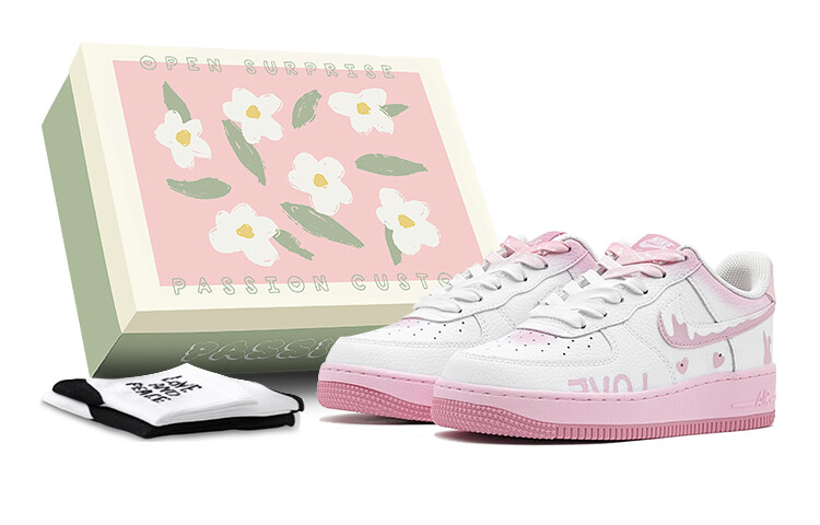 

Женские кроссовки для скейтбординга Nike Air Force 1, Pink
