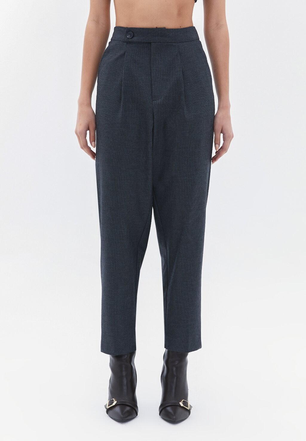 

Брюки High Rise Carrot Fit OXXO, цвет pewter stripe
