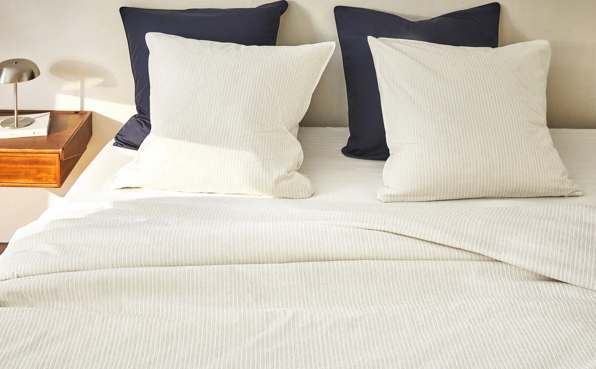 

Полосатый пододеяльник Zara Home, серый