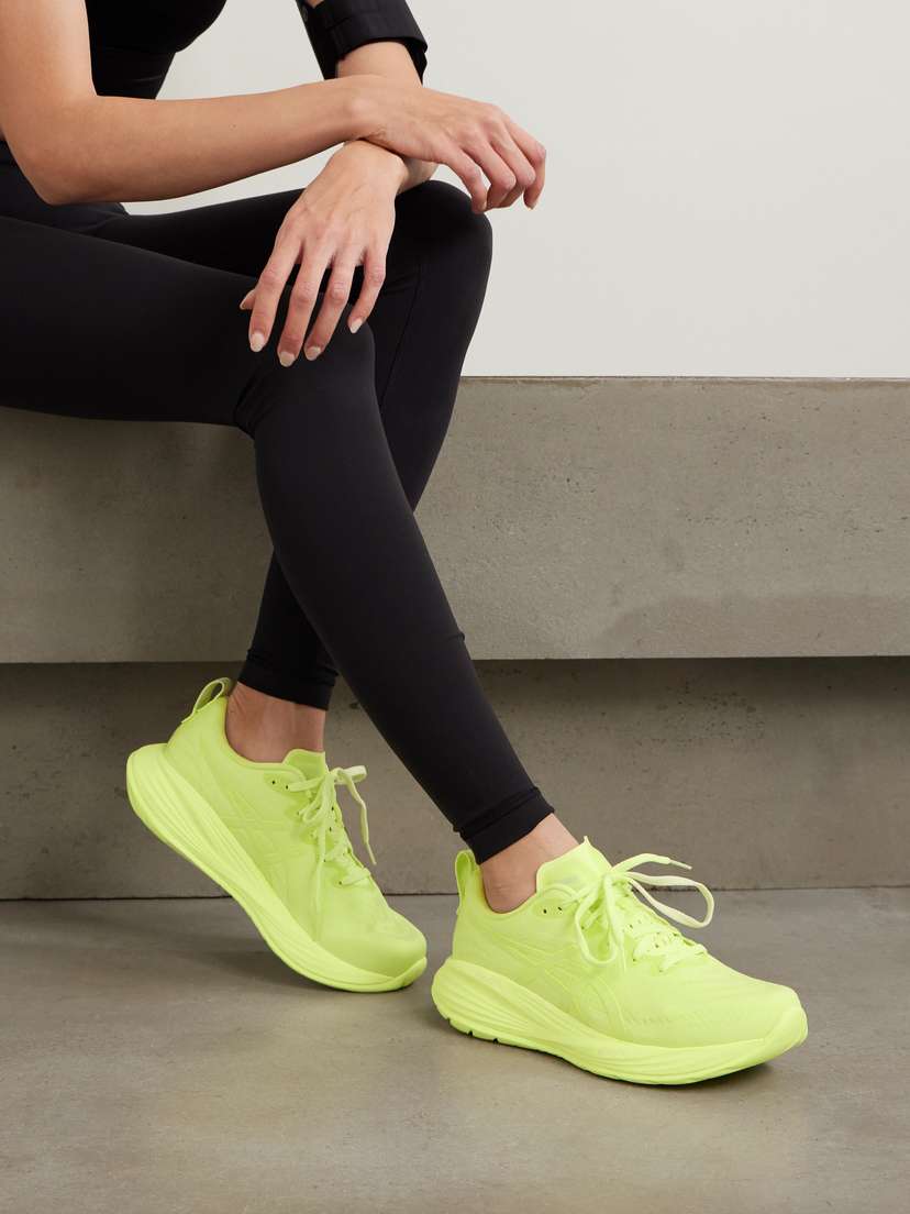Кроссовки Gel-Cumulus 27 с сетчатой отделкой и резиновой отделкой Asics, желтый — фото 2