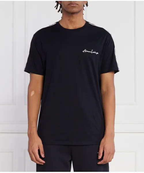 

Футболка Regular fit Armani Exchange, черный