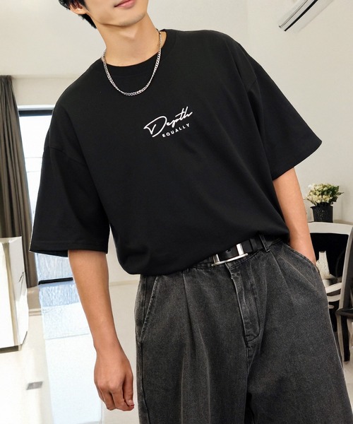 

Футболка с коротким рукавом, широкая, с вышивкой логотипа, круга и сердца L'atelier, черный