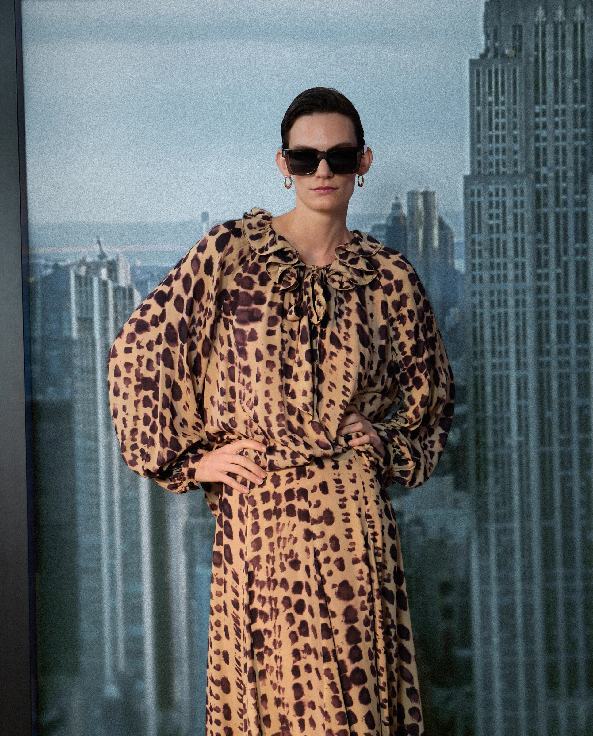 

Женская блузка с анималистичным принтом Woman Limited El Corte Inglés, фиолетовый