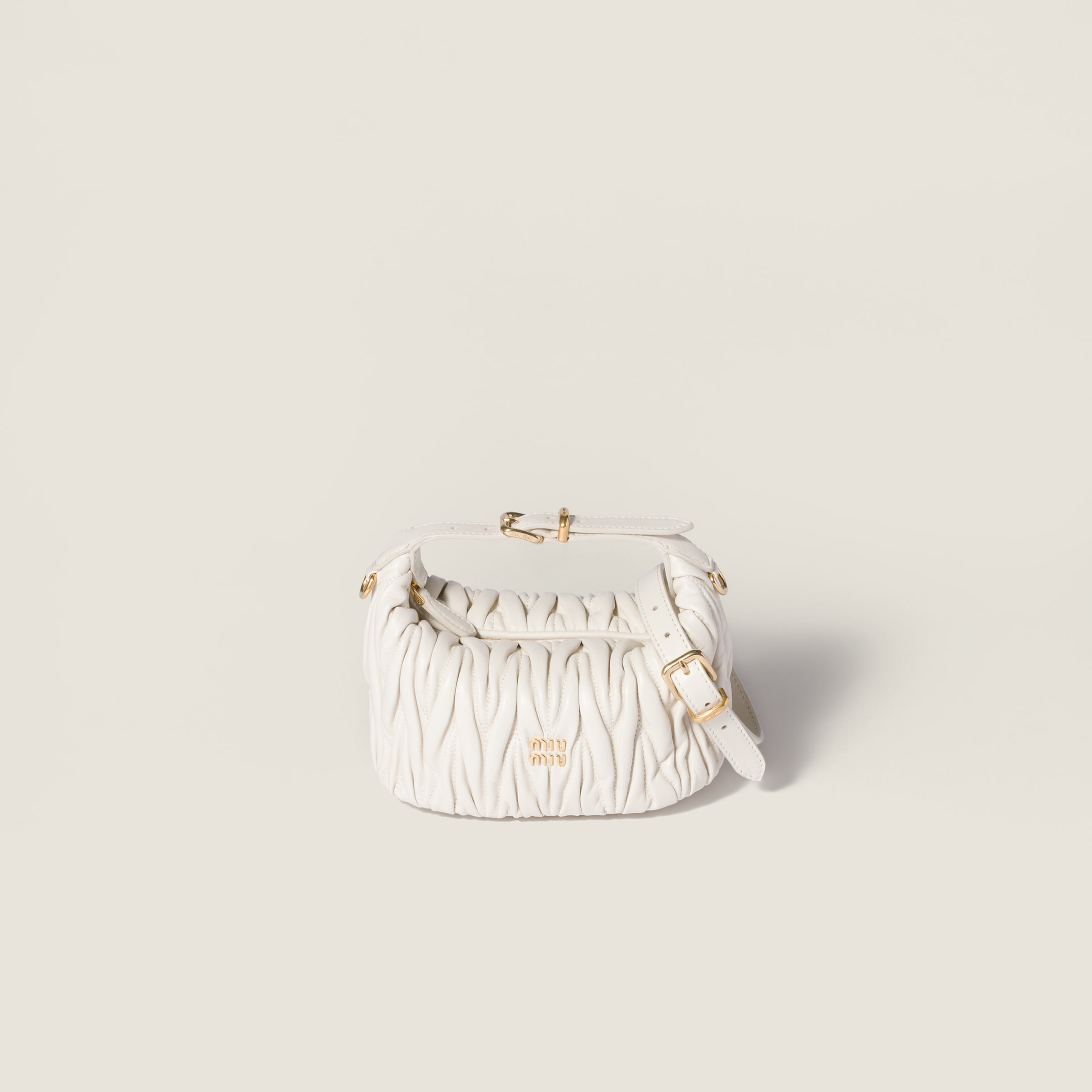 

Клатч из наппы с простежкой мателассé MIU MIU, белый