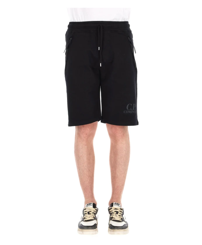 

Черные спортивные шорты-бермуды на молнии C.P. Company, черный