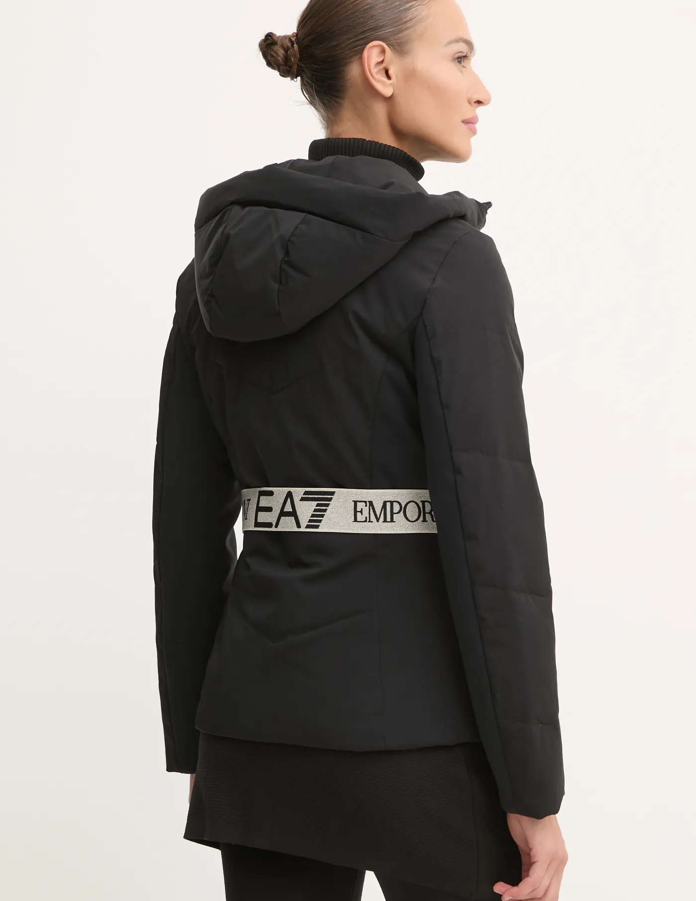 

Лыжная куртка EA7 Emporio Armani, черный