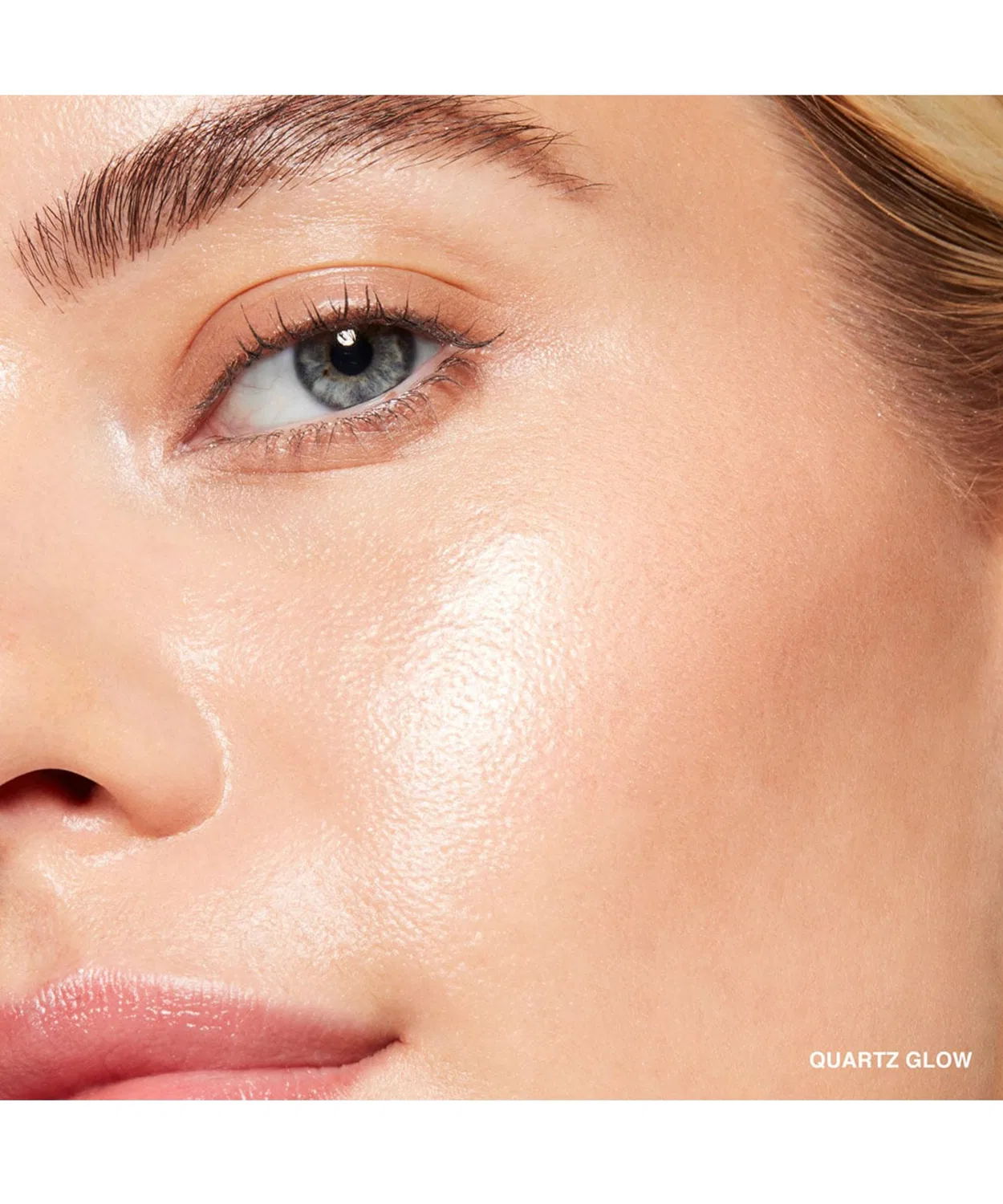 Хайлайтер BOBBI BROWN Highlighting Powder, мерцающий, 1 шт. — фото 2