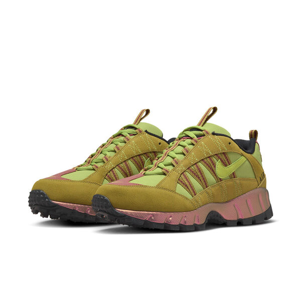 Кроссовки Nike Air Humara 'Pacific Moss', цвет pacific moss/pear/dark pony — фото 2