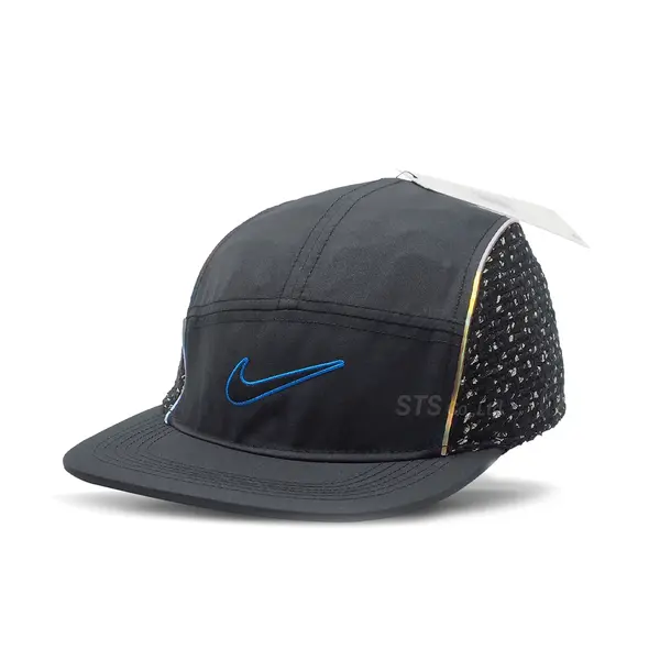 

Бейсболка x supreme boucle running hat 'navy' Nike, синий
