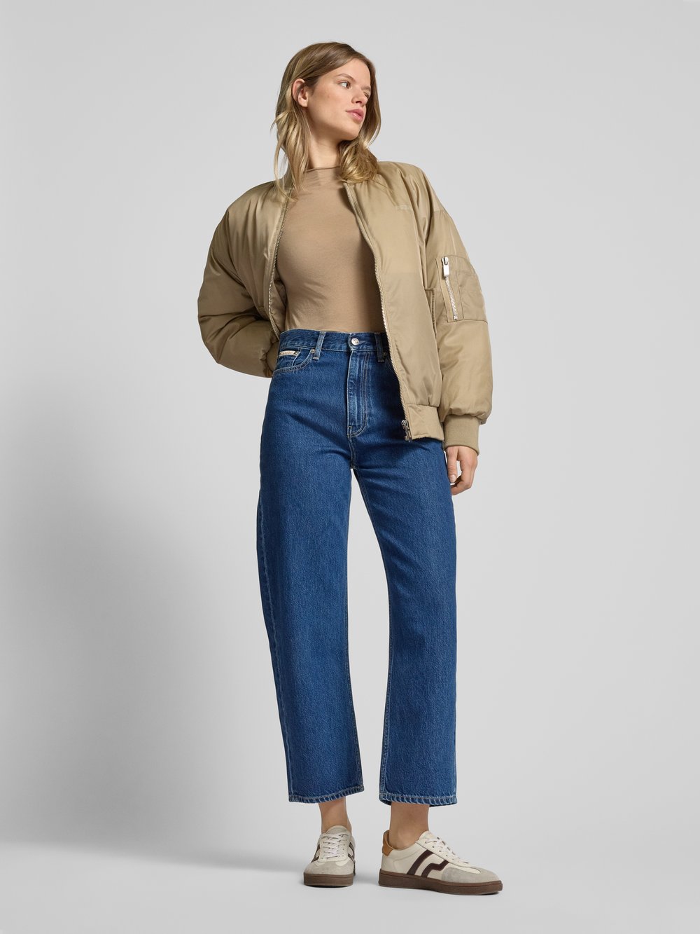 

Джинсы свободного кроя с 5 карманами, модель «BARREL» Calvin Klein Jeans
