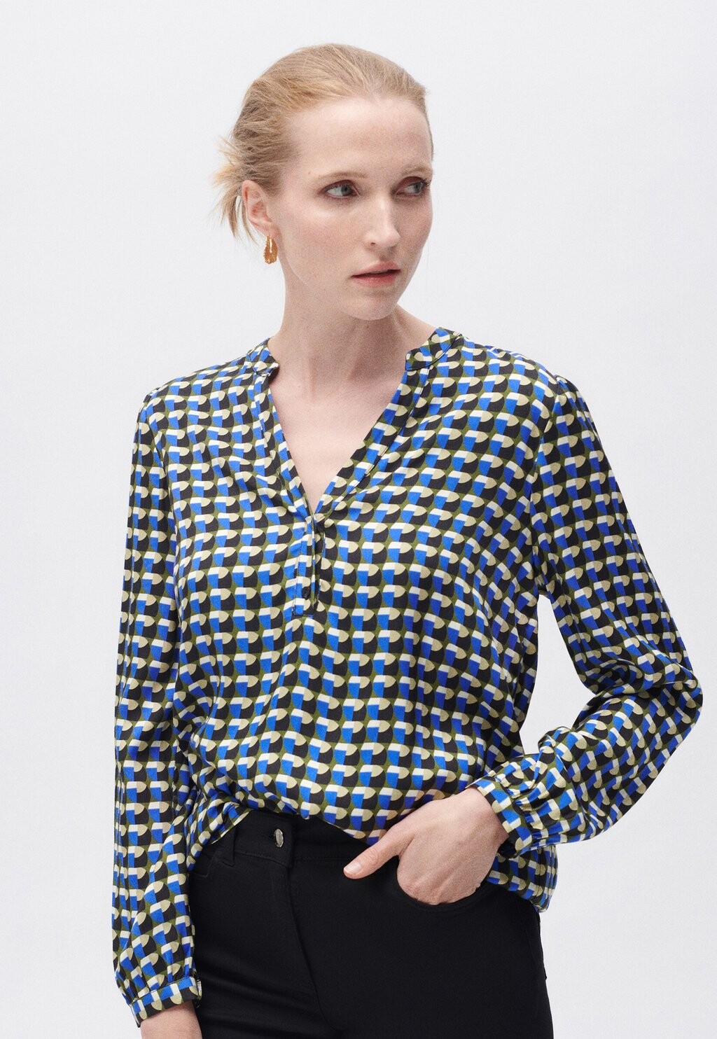 

Блузка French Brand Fashion Elegant Modern Caroll, цвет light green