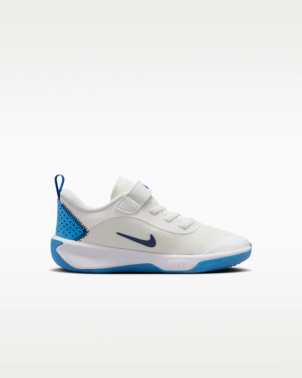 Детские кроссовки Nike Omni Multi-Court, Summit White/Midnight Navy/University Blue/Game Royal — фото 3