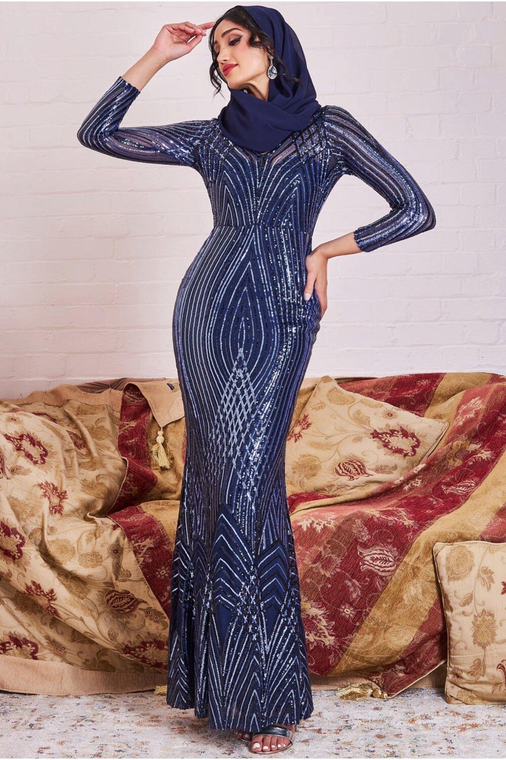 

Макси с двухцветными пайетками Modesty Goddiva, темно-синий