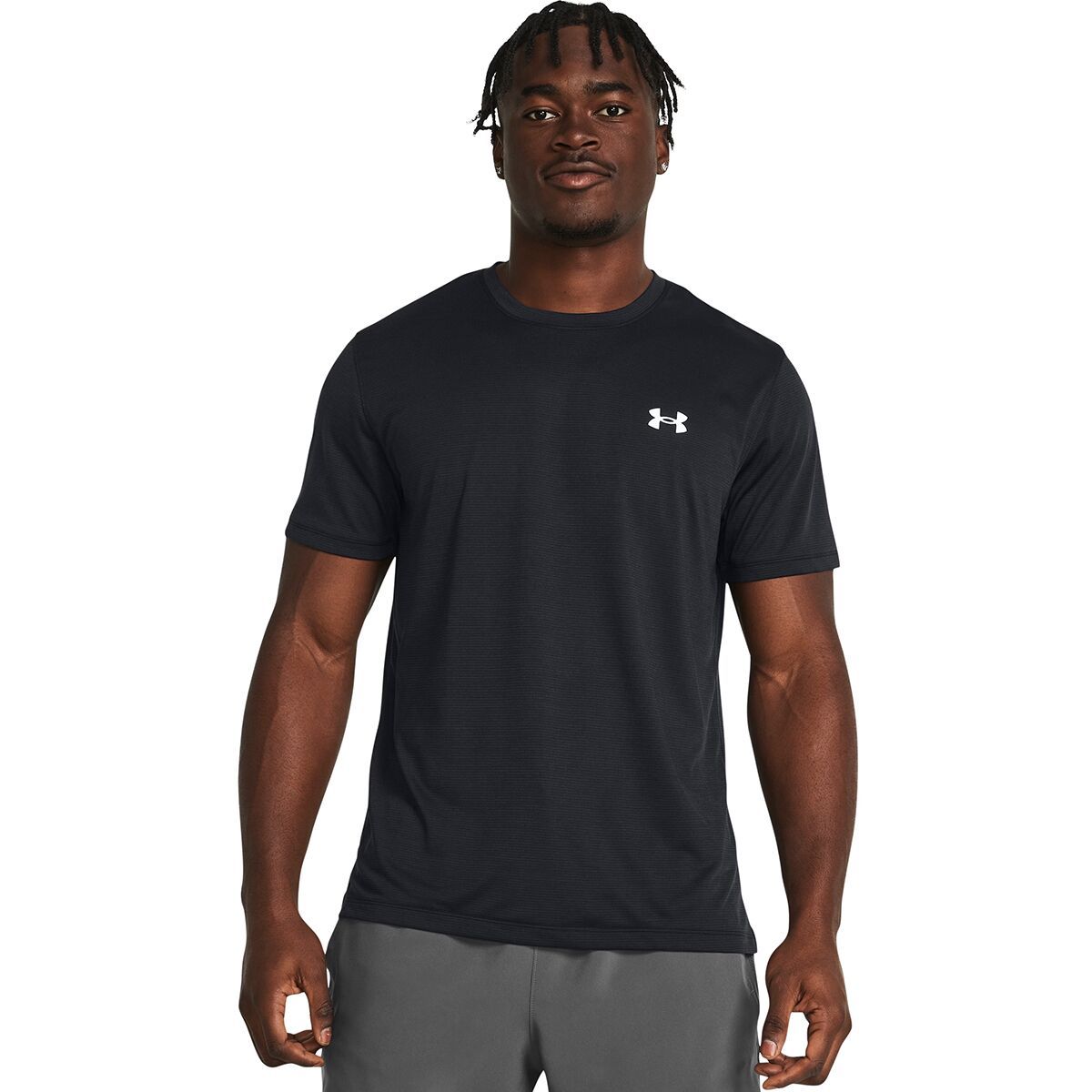 

Запуск рубашки с коротким рукавом Under Armour, черный