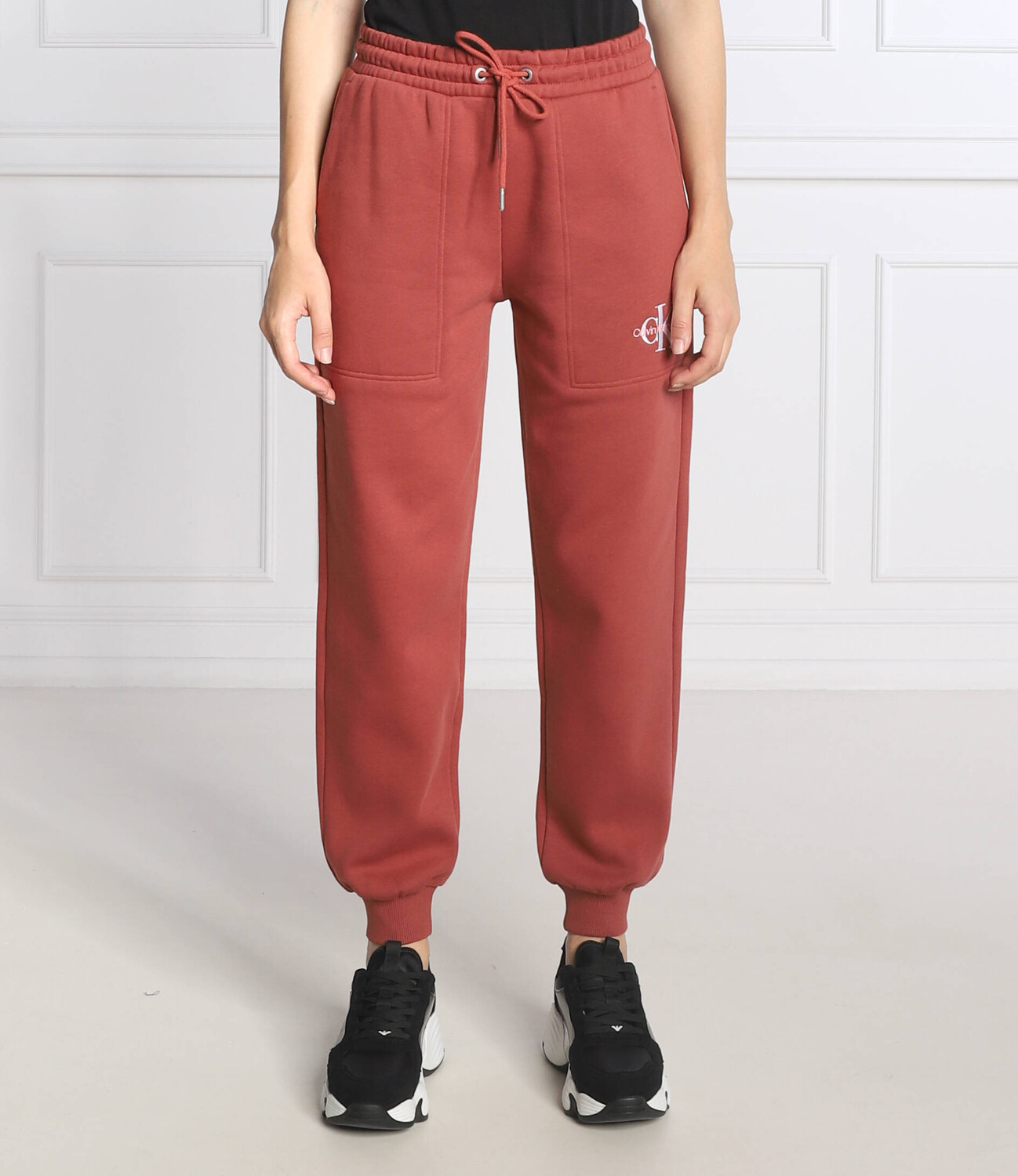 

Спортивные брюки CALVIN KLEIN JEANS regular fit, цвет cognac