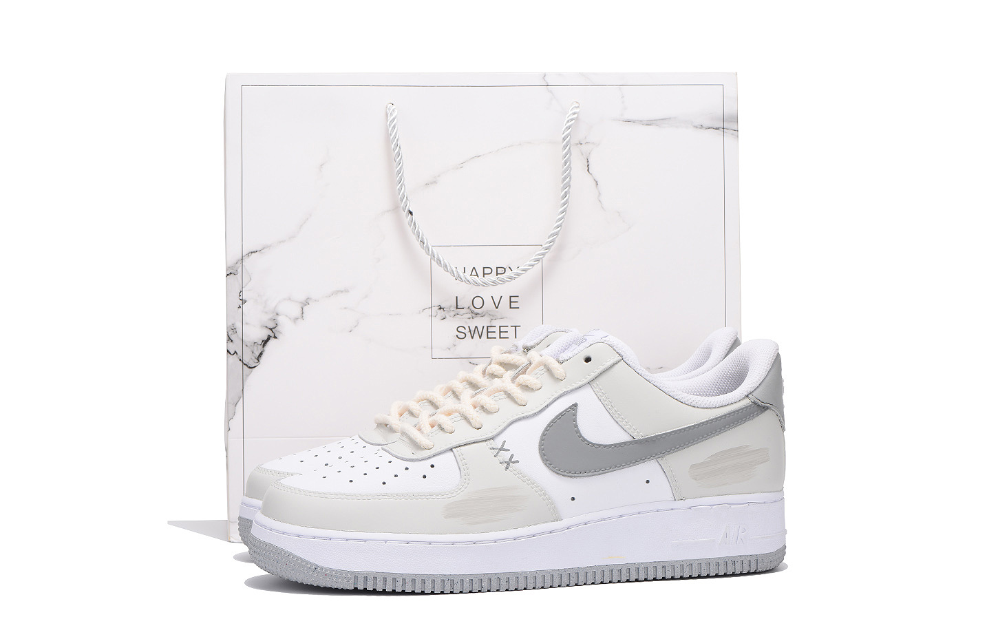 

Кроссовки Air Force 1 Coverage с низким верхом, устойчивые к истиранию и скольжению, мужские, светло-серые Nike, Light Gray