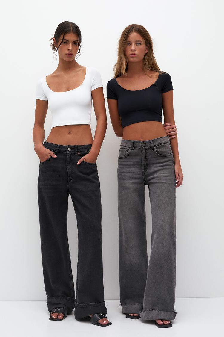 

Упаковка из 2 укороченных футболок из полиамида Pull And Bear, мультиколор