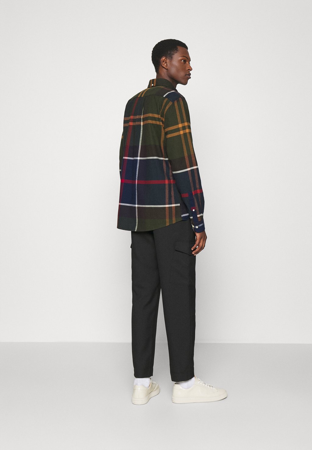 

Рубашка ICELOCH TAILORED TARTAN SHIRT Barbour, темно-зеленый