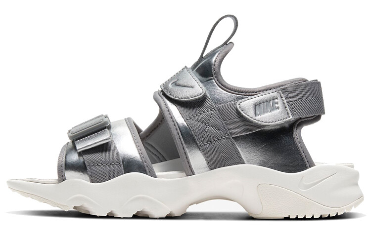 

Женские пляжные сандалии Nike Canyon