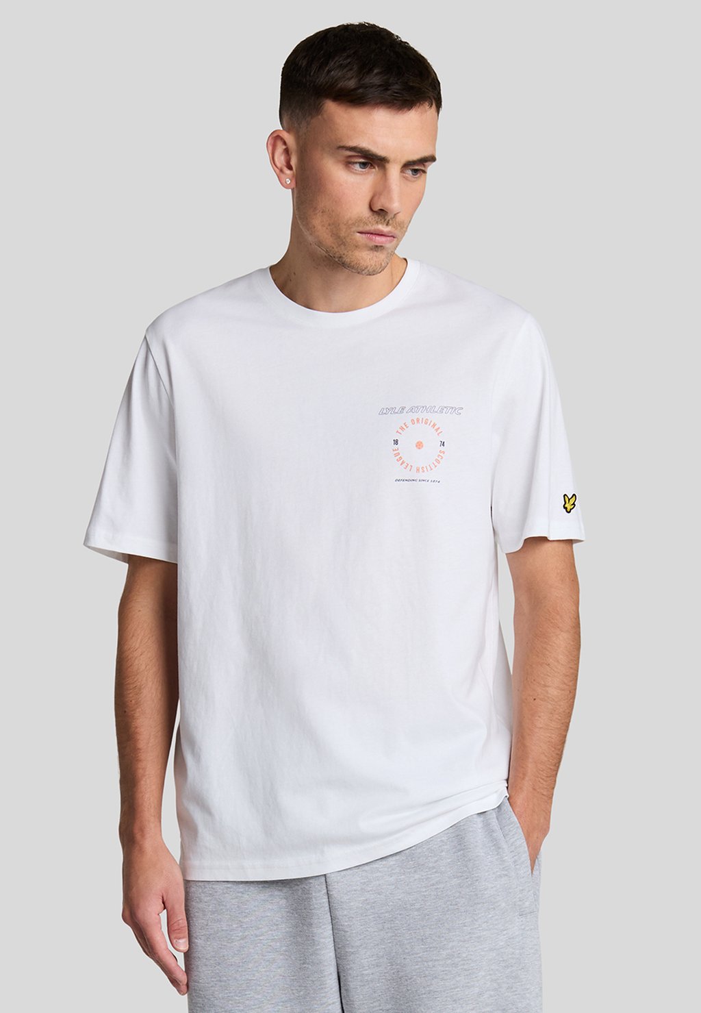 

Футболка с принтом Lyle & Scott, белый