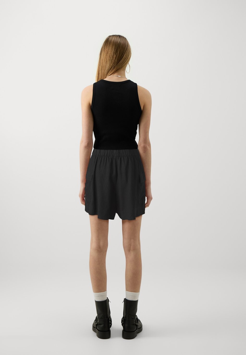 

Шорты FLOWY PULL ON CARGO GAP, черный