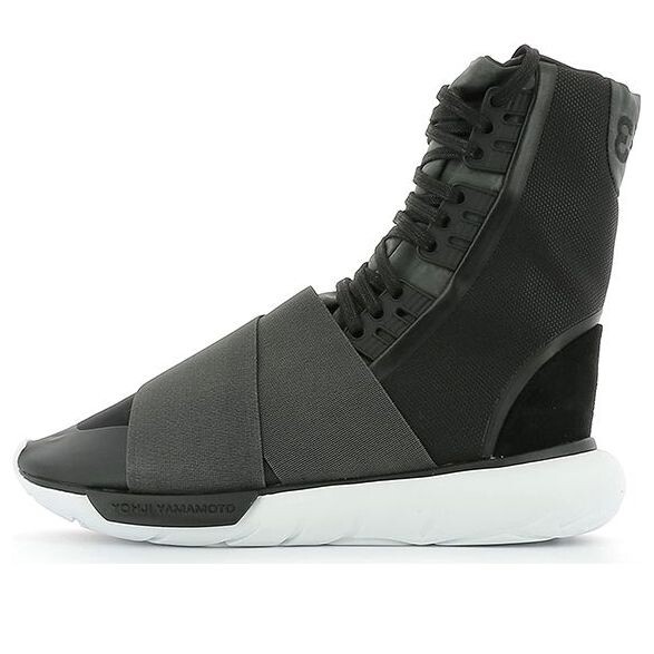 

Кроссовки и 3 qasa boots Adidas, черный