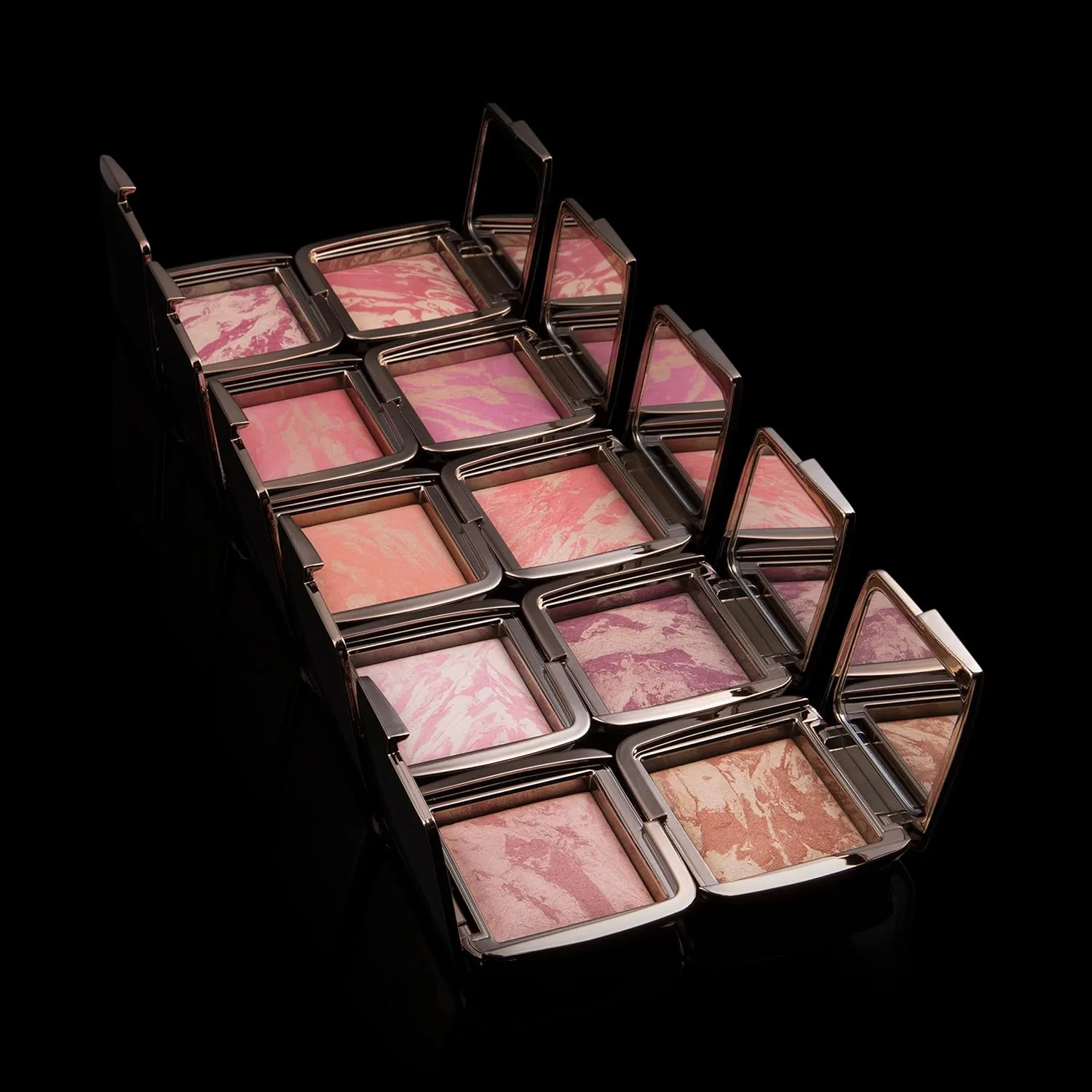 Румяна Hourglass Ambient Lighting. Яркие пудровые румяна-хайлайтер. Веганский продукт, не тестируется на животных., Dim Infusion — фото 4