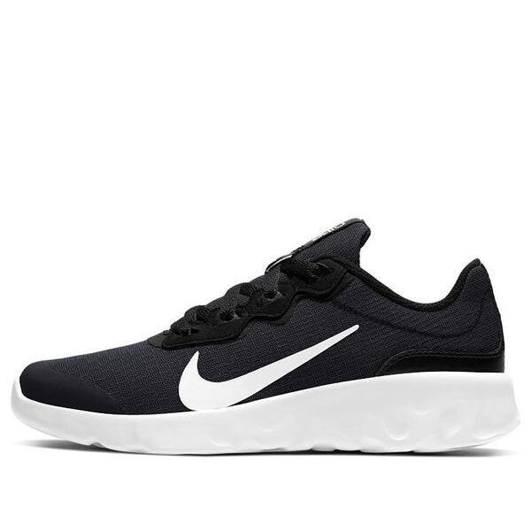 

Кроссовки исследуют страду Nike, черный