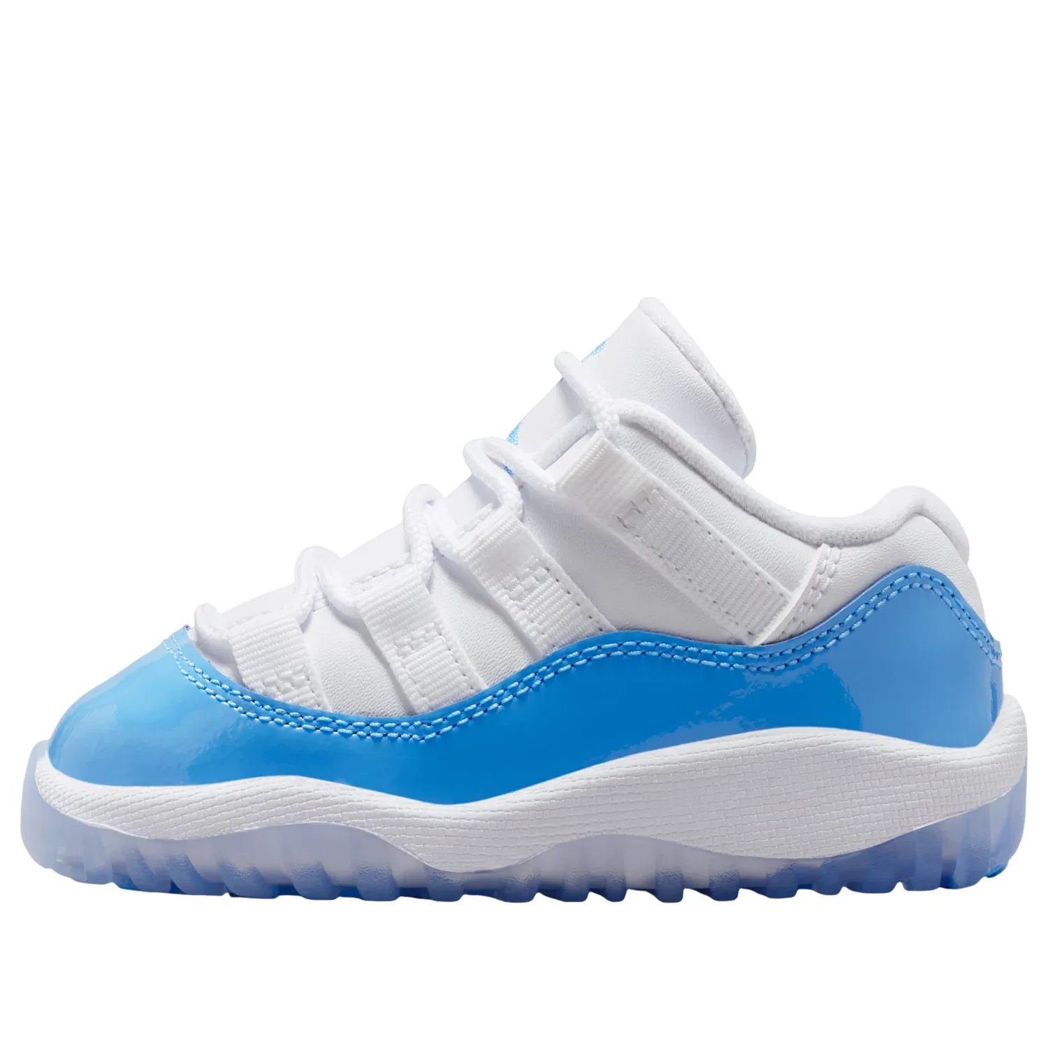 Кроссовки Air Jordan 11 Low Retro 'University Blue' FV5120-100, белый