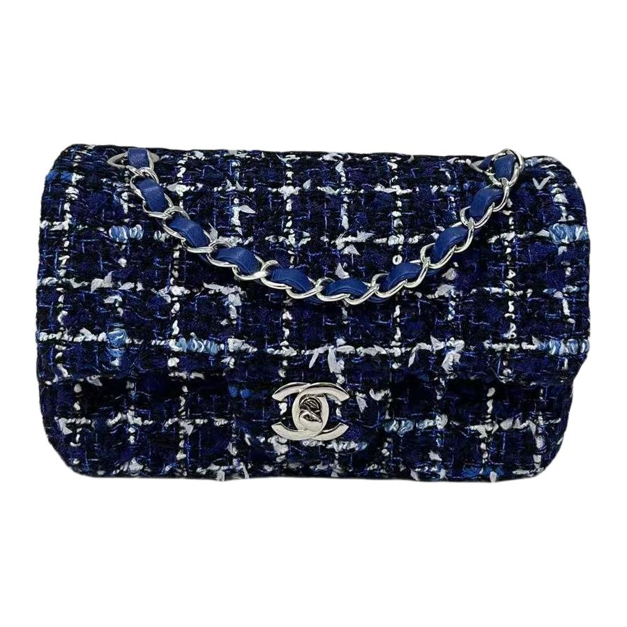 

CHANEL Мягкая шерстяная сумка через плечо миниатюрная женская сине-белая
