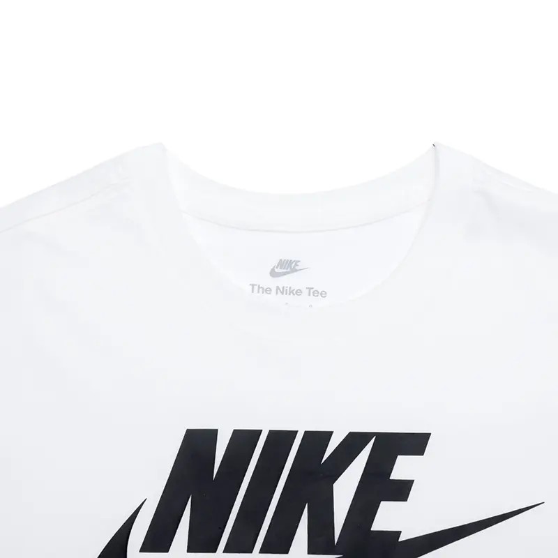 Повседневный спортивный костюм мужской белая футболка Nike и черные шорты — фото 3