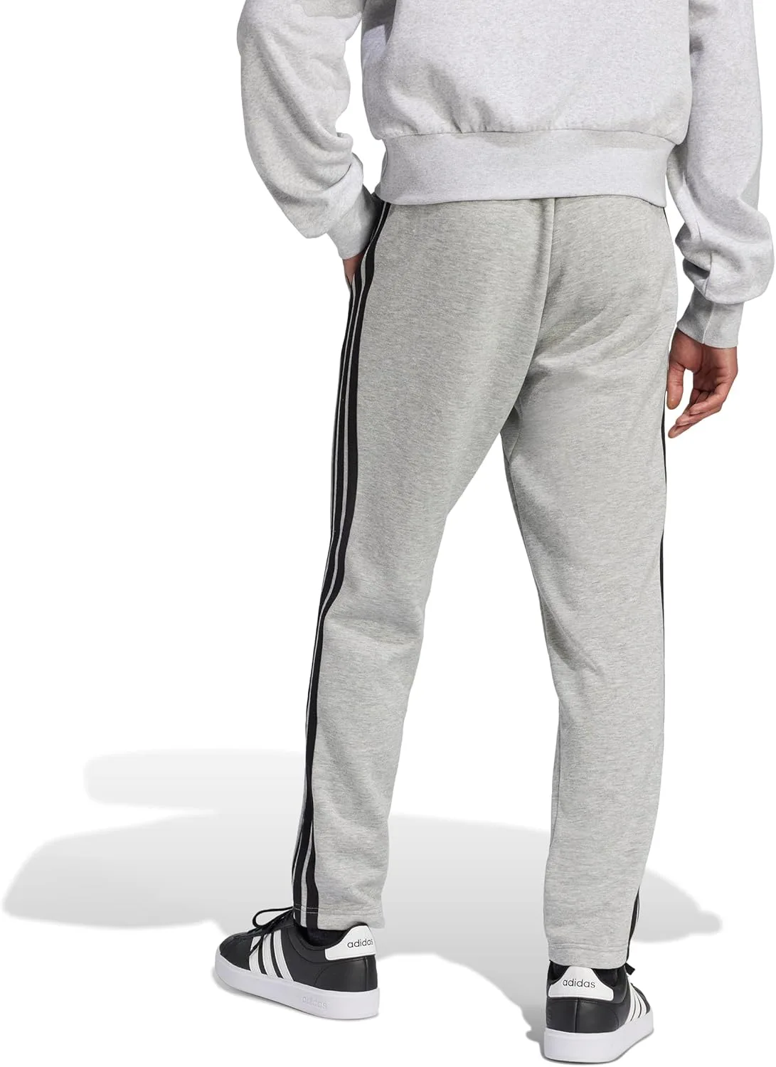 Мужские трикотажные брюки Adidas Essentials 3-Stripes Regular, серый/черный — фото 3