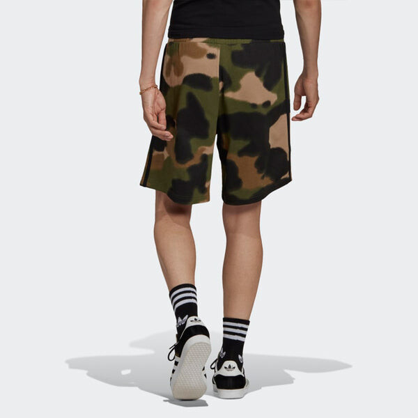 Шорты originals camo 3-stripes camouflage loose sports shorts green Adidas, зеленый — фото 4