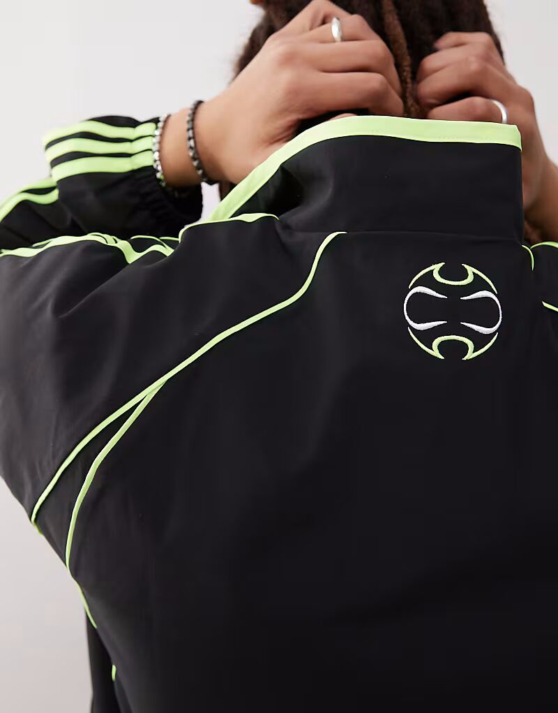 Футболка с длинным рукавом Adidas Originals Teamgeist черного и лаймового цветов — фото 4