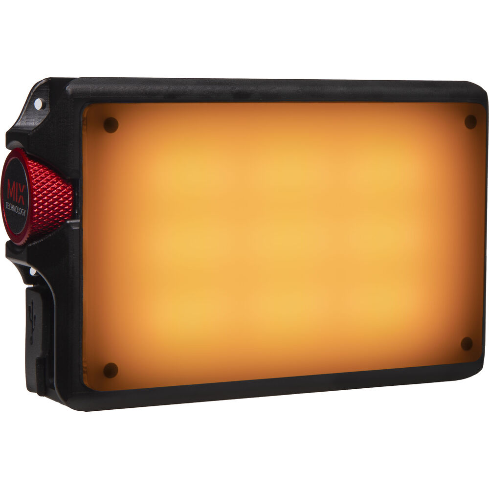 

Светодиодная панель DMG Lumiere DASH Pocket RGB (CRMX/W-DMX)