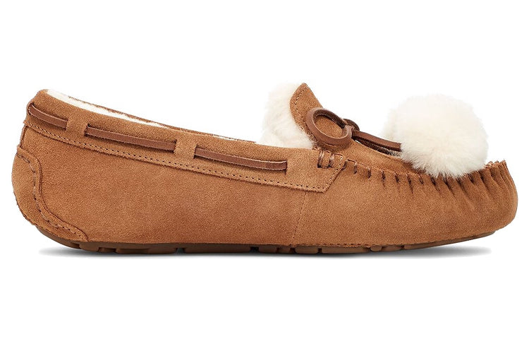 Тапочки (WMNS) UGG Dakota Bow Pom 'Chestnut' 1124030-CHE, коричневый — фото 2