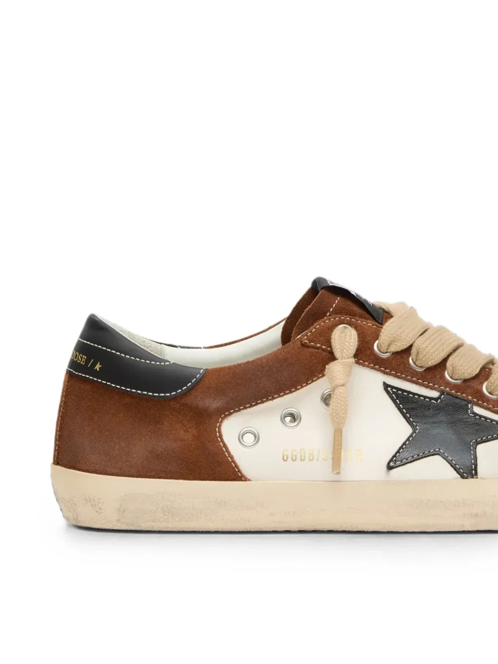 Кроссовки Super-Star из белой кожи и коричневой замши с черной кожаной звездой Golden Goose, белый — фото 4
