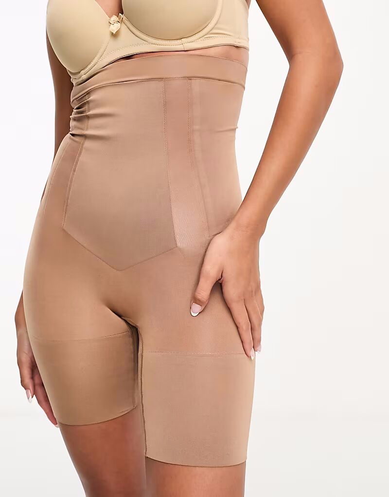

Шорты SPANXsculpt Oncore с высокой талией до середины бедра цвета кофе с молоком