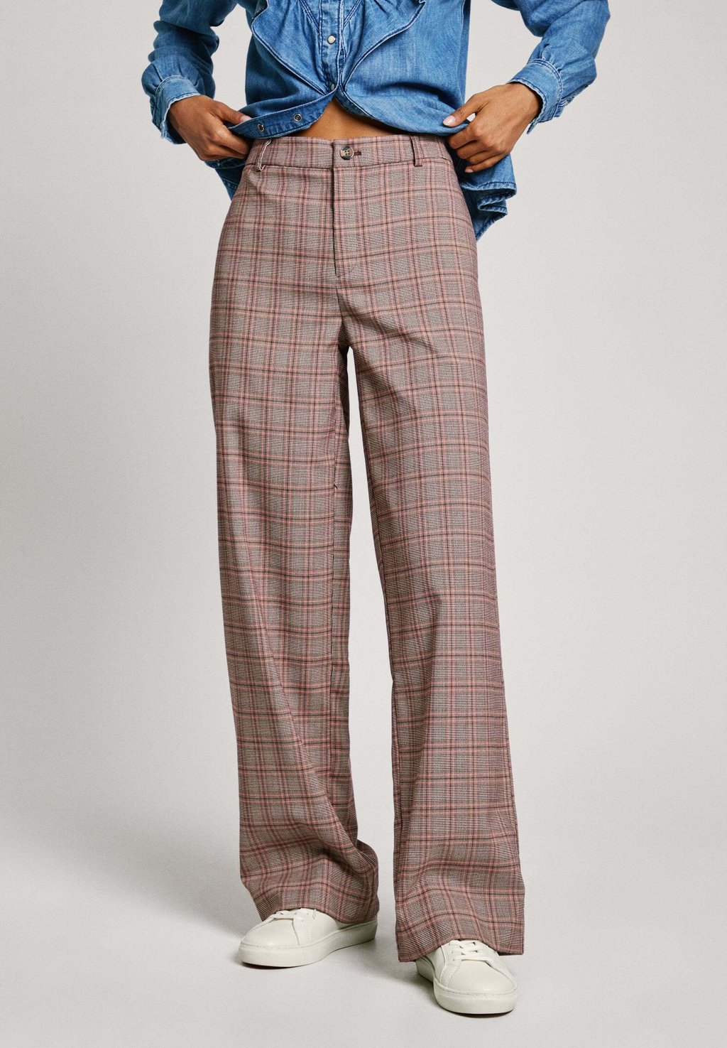 

Брюки Pepe Jeans, розовый
