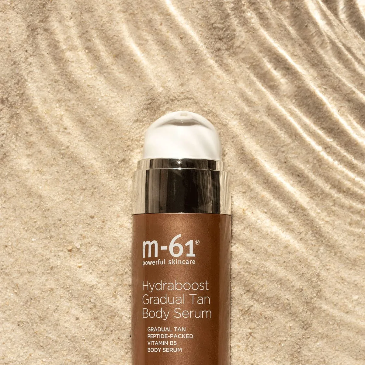 Сыворотка M-61 — Hydraboost Gradual Tan Body Serum | увлажняющая, подтягивающая для тела с эффектом загара, 112 мл — фото 3