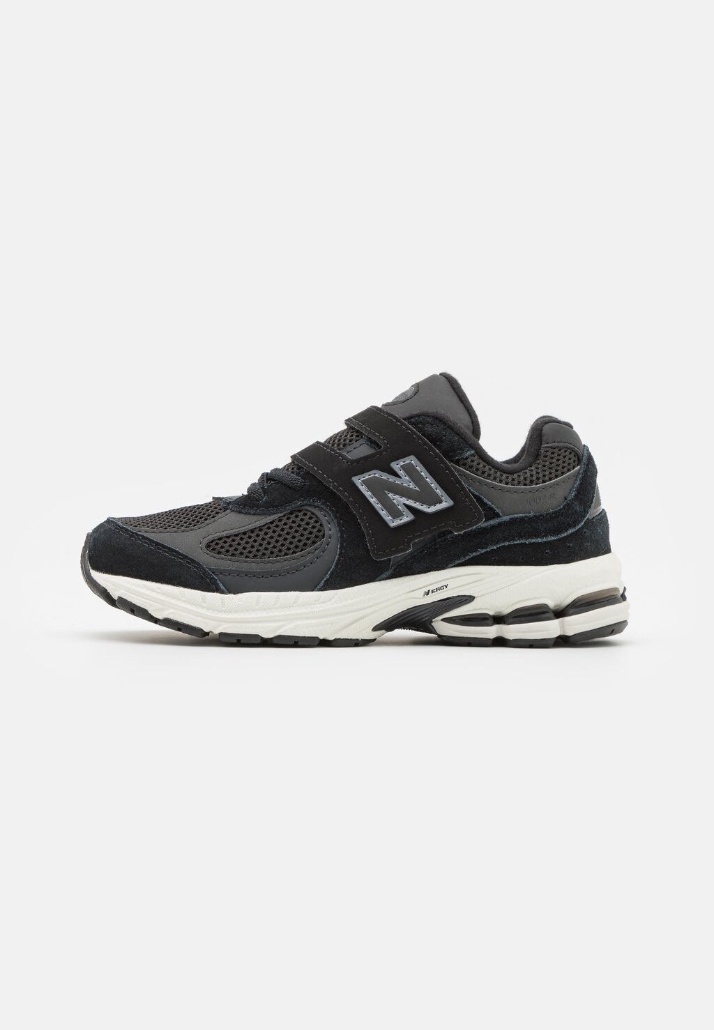 

Низкие кроссовки 2002 Унисекс New Balance, черный