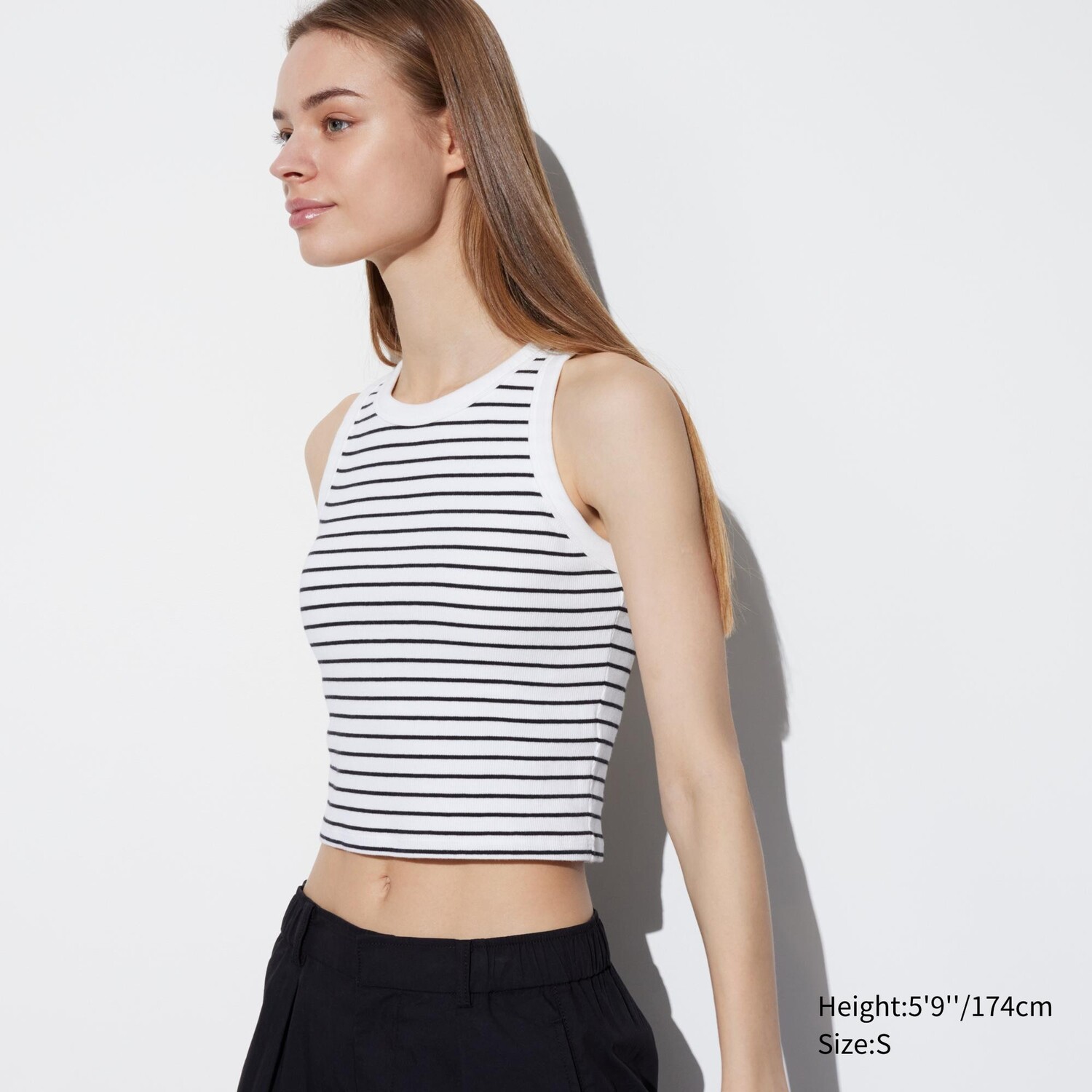 

Топ-бюстгалтер без рукавов в ребрику укороченного кроя UNIQLO, молочный