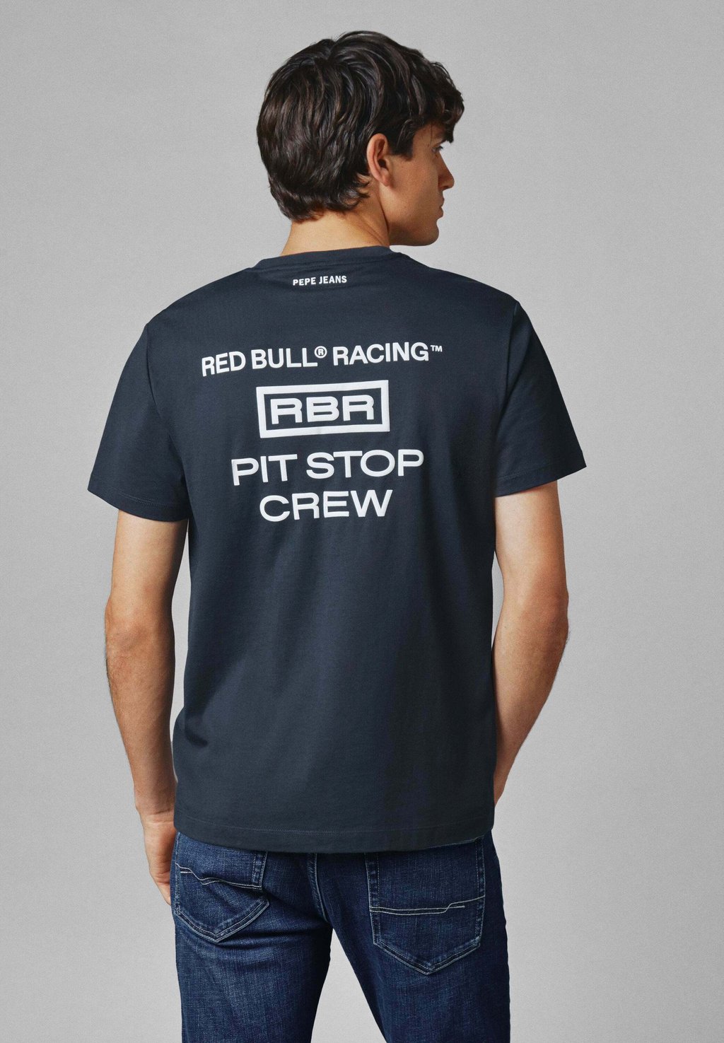 

Футболка с принтом UNISEX BASIC RBR PIT STOP CREW Red Bull Racing x Pepe Jeans, темно-синий